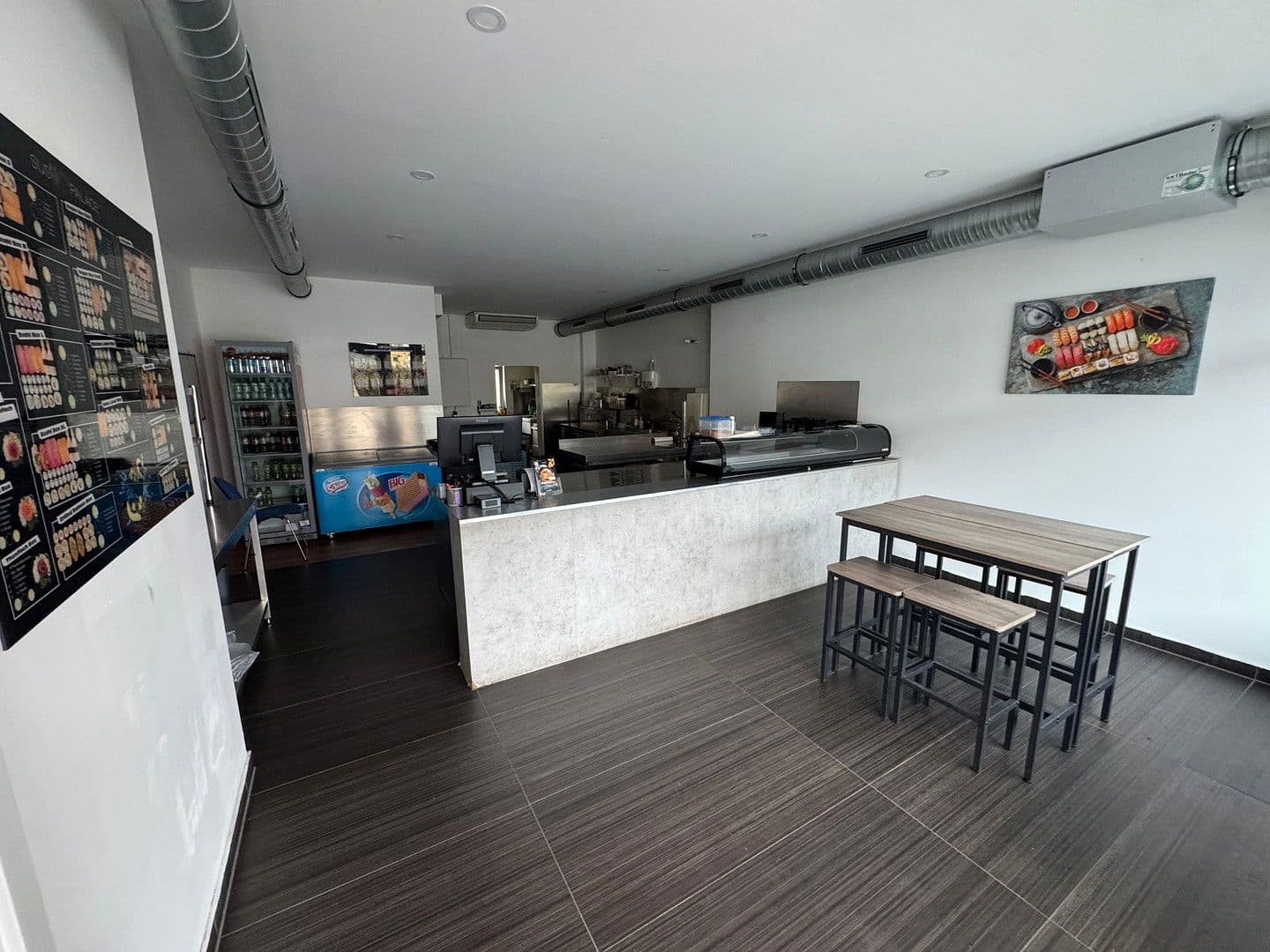 Prenájom nebytového priestoru 155 m², Frankfurt am Main, Hesensko Prenájom nebytového priestoru 155 m², Frankfurt am Main, Hesensko