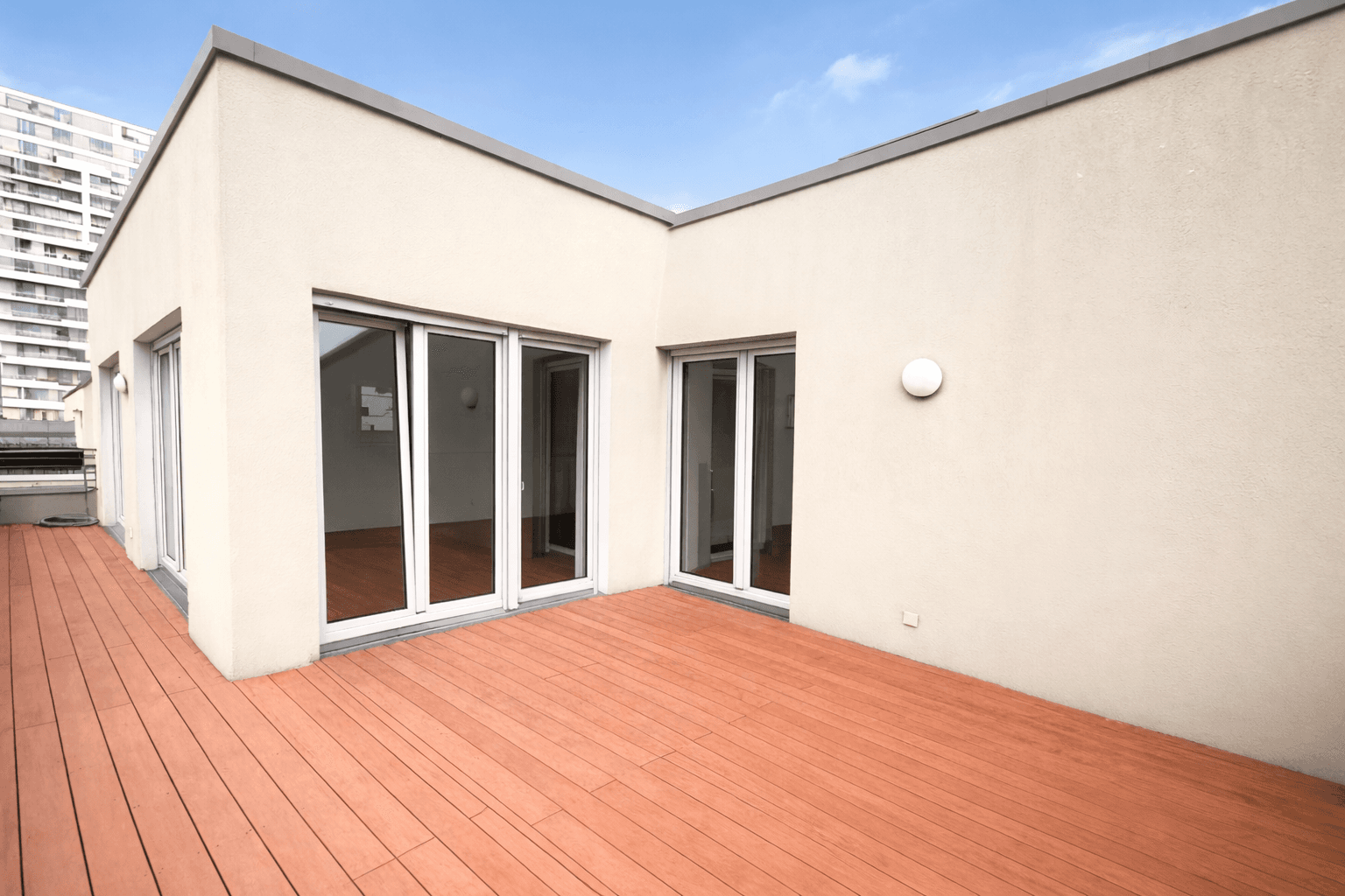 Predaj bytu 4-izbový 138 m², Frankfurt, Hesensko Predaj bytu 4-izbový 138 m², Frankfurt, Hesensko