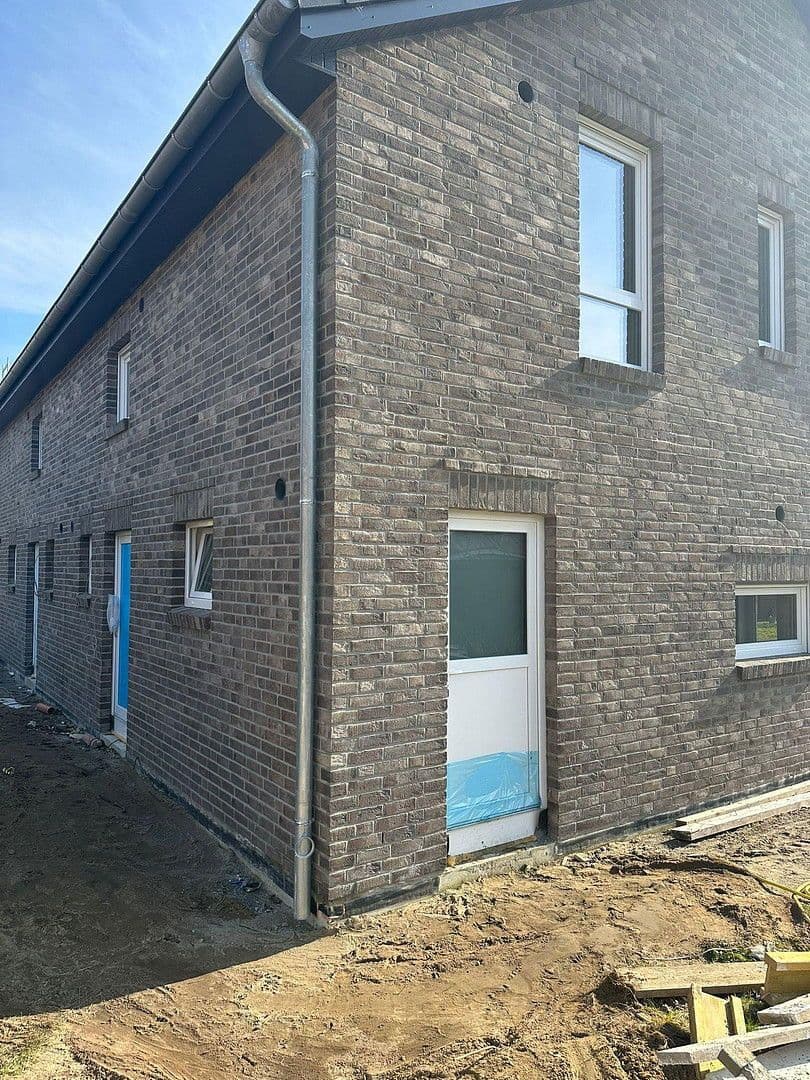 Prenájom domu 109 m², pozemek 700 m², Selsingen, Dolné Sasko Prenájom domu 109 m², pozemek 700 m², Selsingen, Dolné Sasko