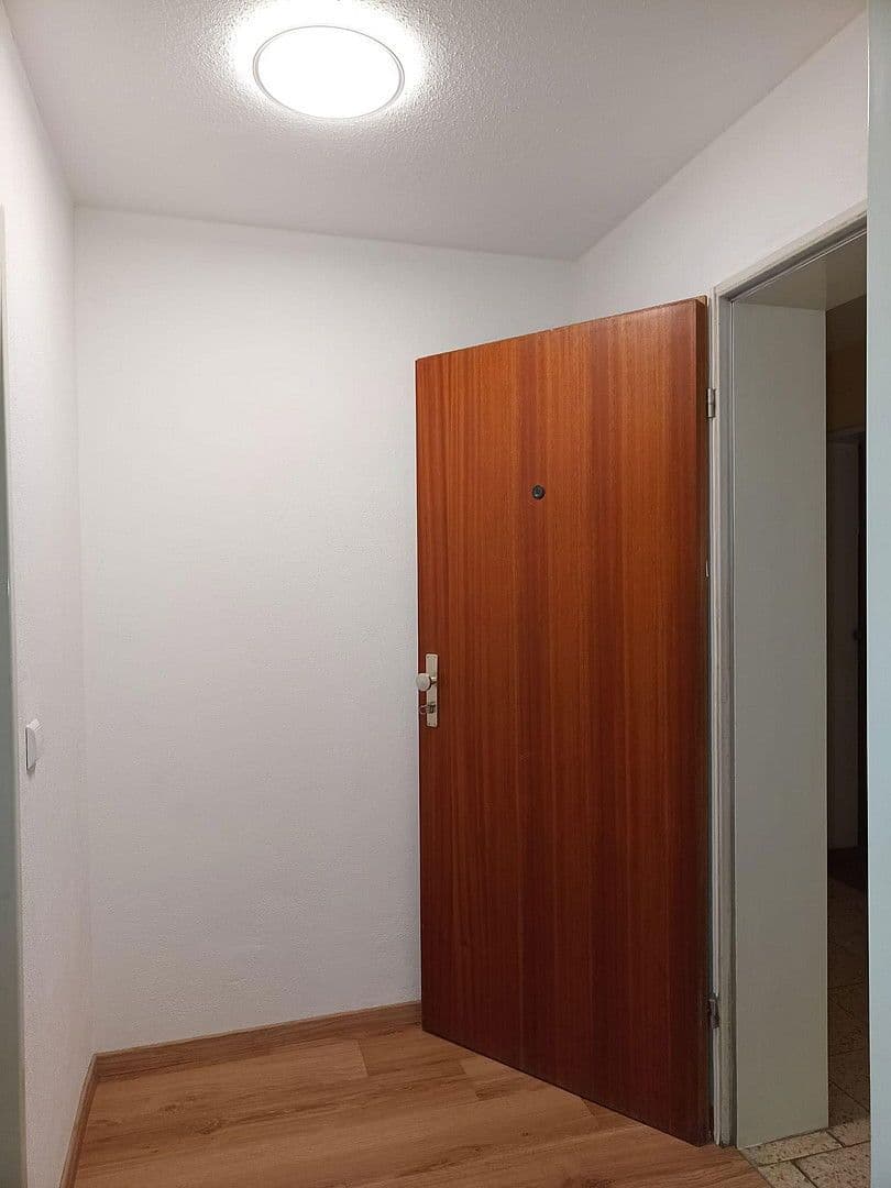 Prenájom bytu 1-izbový 38 m², Zum Hofgut 1, Konstanz, Bádensko-Wurttembersko Prenájom bytu 1-izbový 38 m², Zum Hofgut 1, Konstanz, Bádensko-Wurttembersko