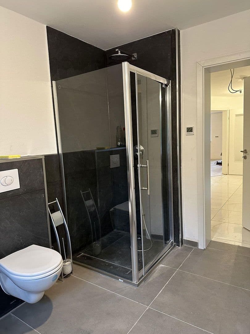 Prenájom bytu 3-izbový 117 m², Bochum, Severné Porýnie - Westfálsko Prenájom bytu 3-izbový 117 m², Bochum, Severné Porýnie - Westfálsko