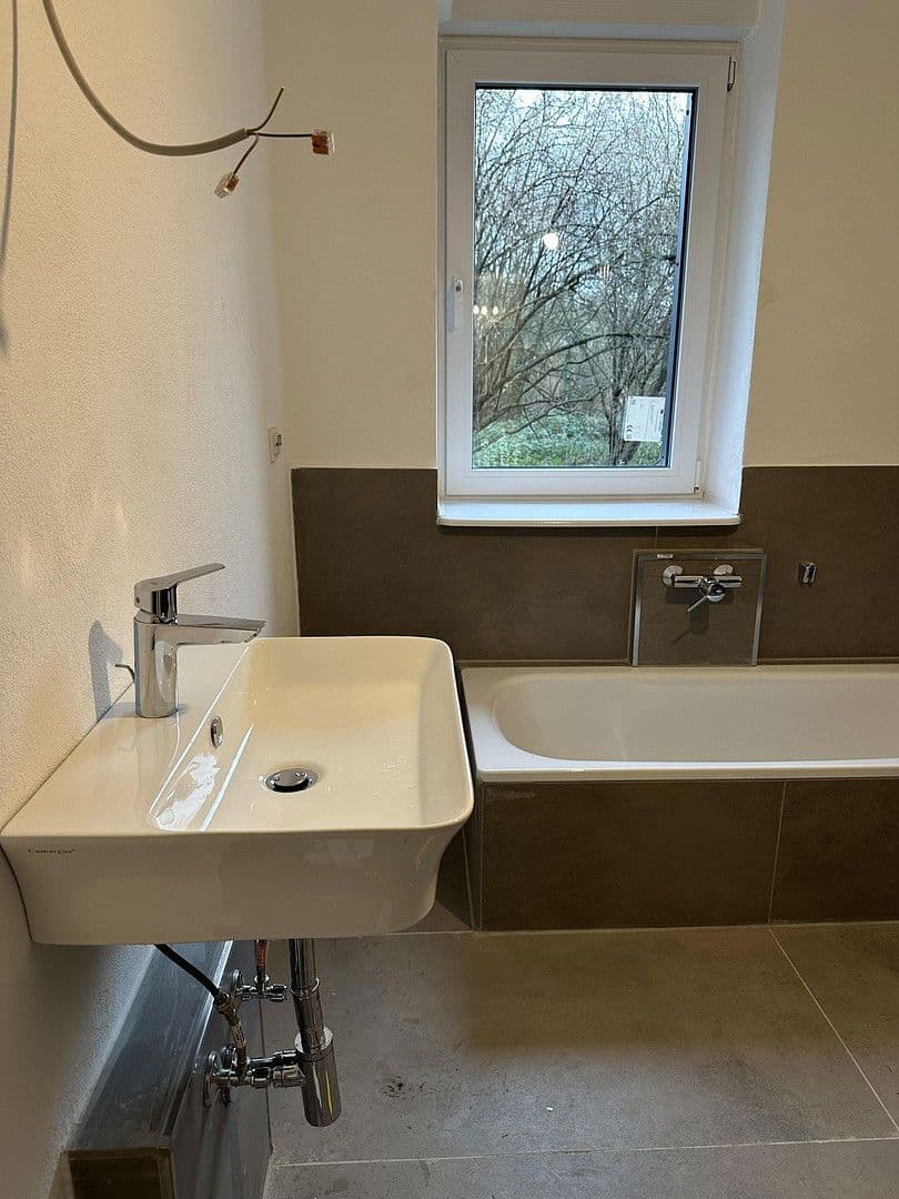 Prenájom bytu 3-izbový 117 m², Bochum, Severné Porýnie - Westfálsko Prenájom bytu 3-izbový 117 m², Bochum, Severné Porýnie - Westfálsko