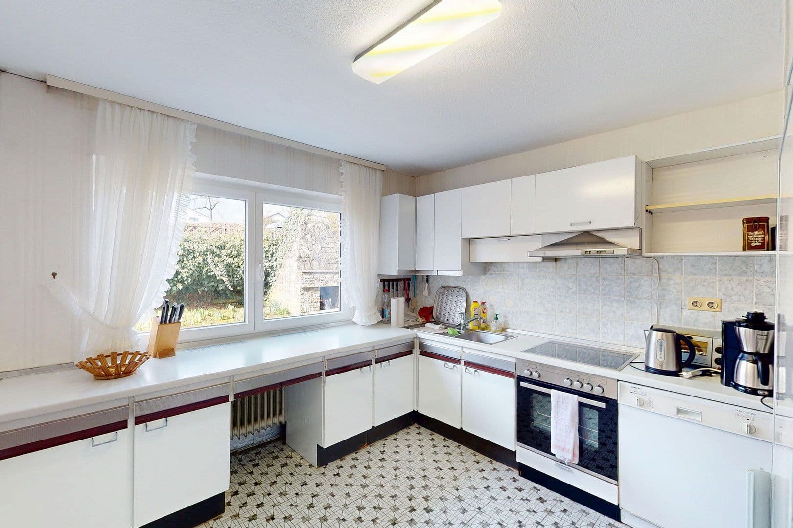 Predaj domu 200 m², pozemek 805 m², Neudenau, Bádensko-Wurttembersko Predaj domu 200 m², pozemek 805 m², Neudenau, Bádensko-Wurttembersko