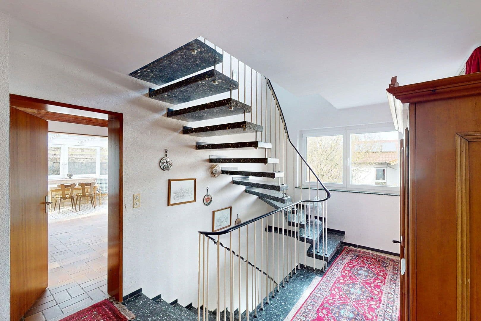 Predaj domu 200 m², pozemek 805 m², Neudenau, Bádensko-Wurttembersko Predaj domu 200 m², pozemek 805 m², Neudenau, Bádensko-Wurttembersko