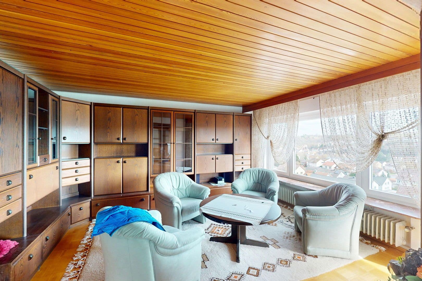 Predaj domu 200 m², pozemek 805 m², Neudenau, Bádensko-Wurttembersko Predaj domu 200 m², pozemek 805 m², Neudenau, Bádensko-Wurttembersko