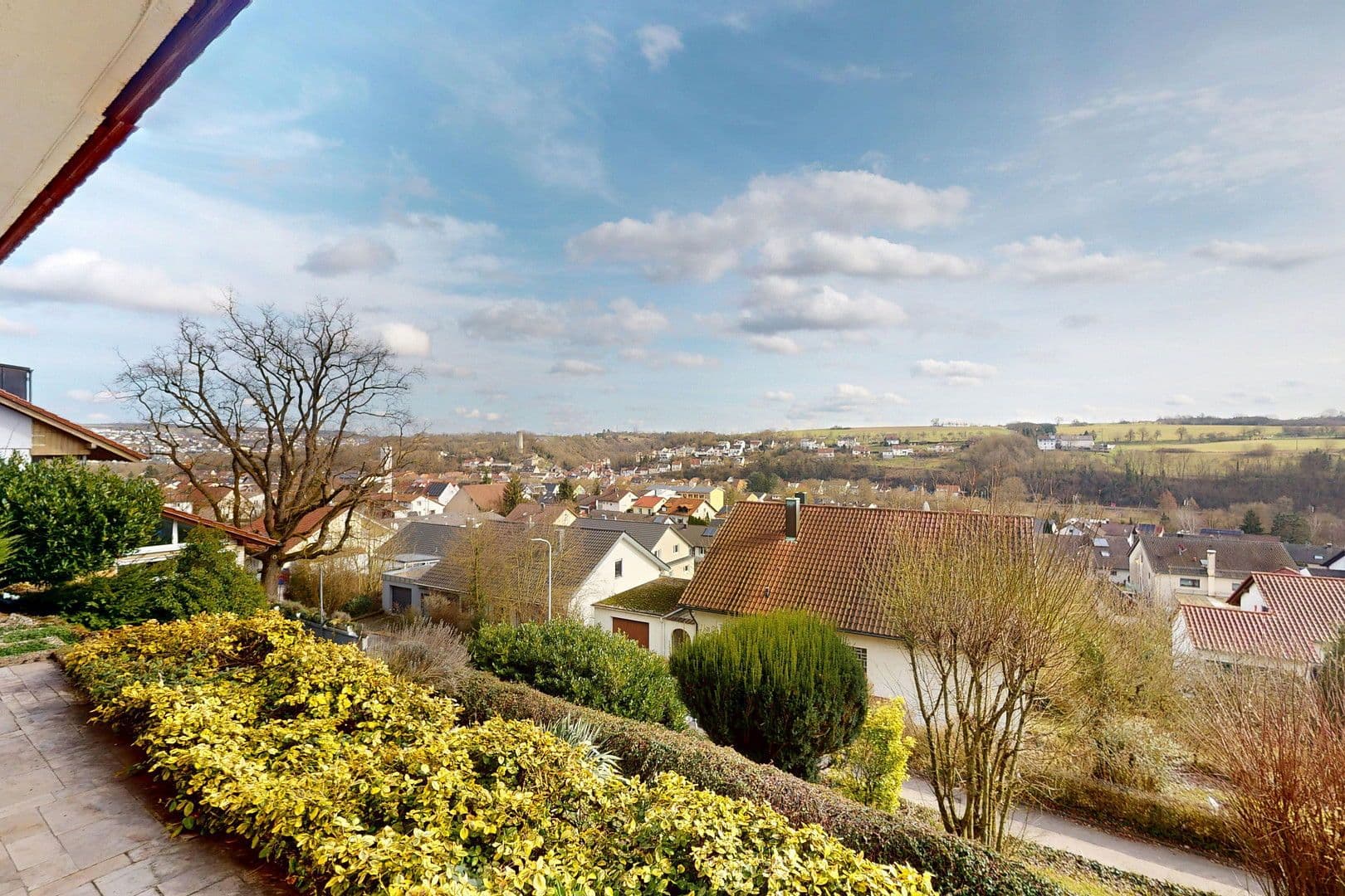 Predaj domu 200 m², pozemek 805 m², Neudenau, Bádensko-Wurttembersko Predaj domu 200 m², pozemek 805 m², Neudenau, Bádensko-Wurttembersko