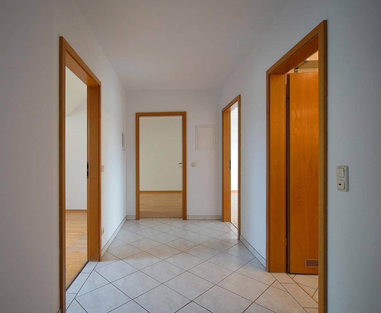 Predaj bytu 3-izbový 88 m², Allacher Strasse 6, Karlsfeld, Bavorsko Predaj bytu 3-izbový 88 m², Allacher Strasse 6, Karlsfeld, Bavorsko