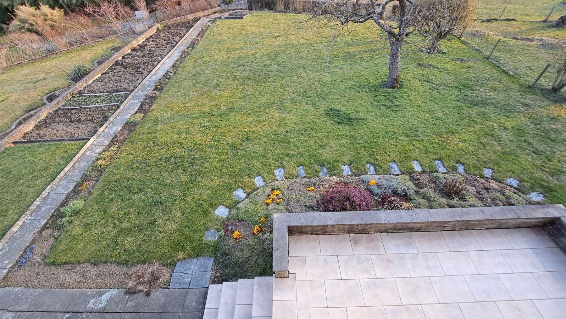 Predaj domu 200 m², pozemek 950 m², Bad Schussenried, Bádensko-Wurttembersko Predaj domu 200 m², pozemek 950 m², Bad Schussenried, Bádensko-Wurttembersko