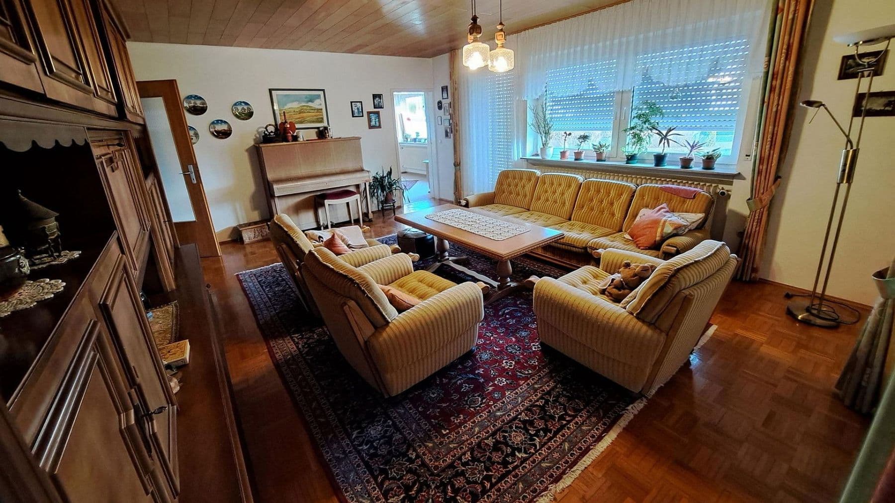 Predaj domu 200 m², pozemek 950 m², Bad Schussenried, Bádensko-Wurttembersko Predaj domu 200 m², pozemek 950 m², Bad Schussenried, Bádensko-Wurttembersko