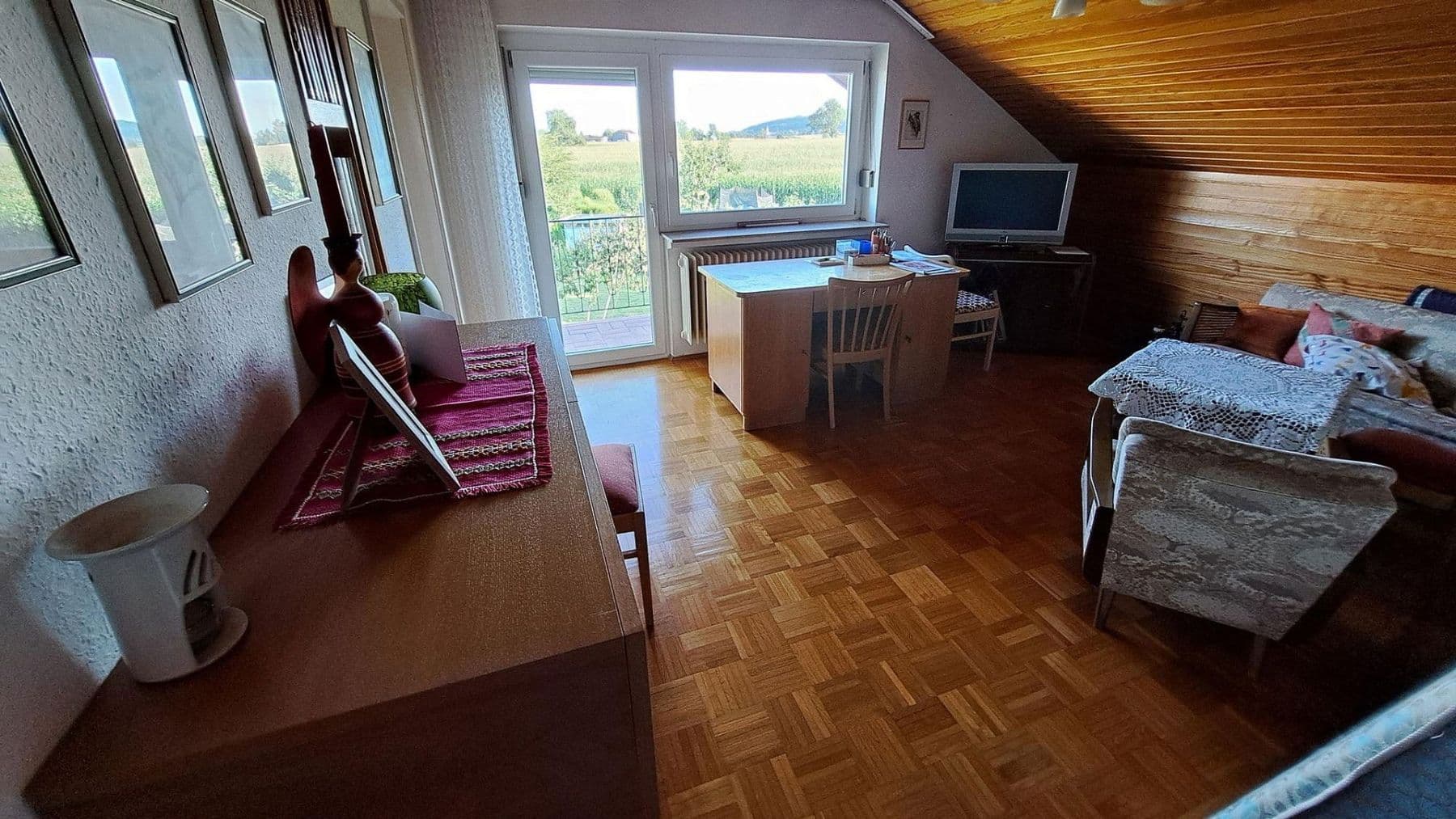 Predaj domu 200 m², pozemek 950 m², Bad Schussenried, Bádensko-Wurttembersko Predaj domu 200 m², pozemek 950 m², Bad Schussenried, Bádensko-Wurttembersko