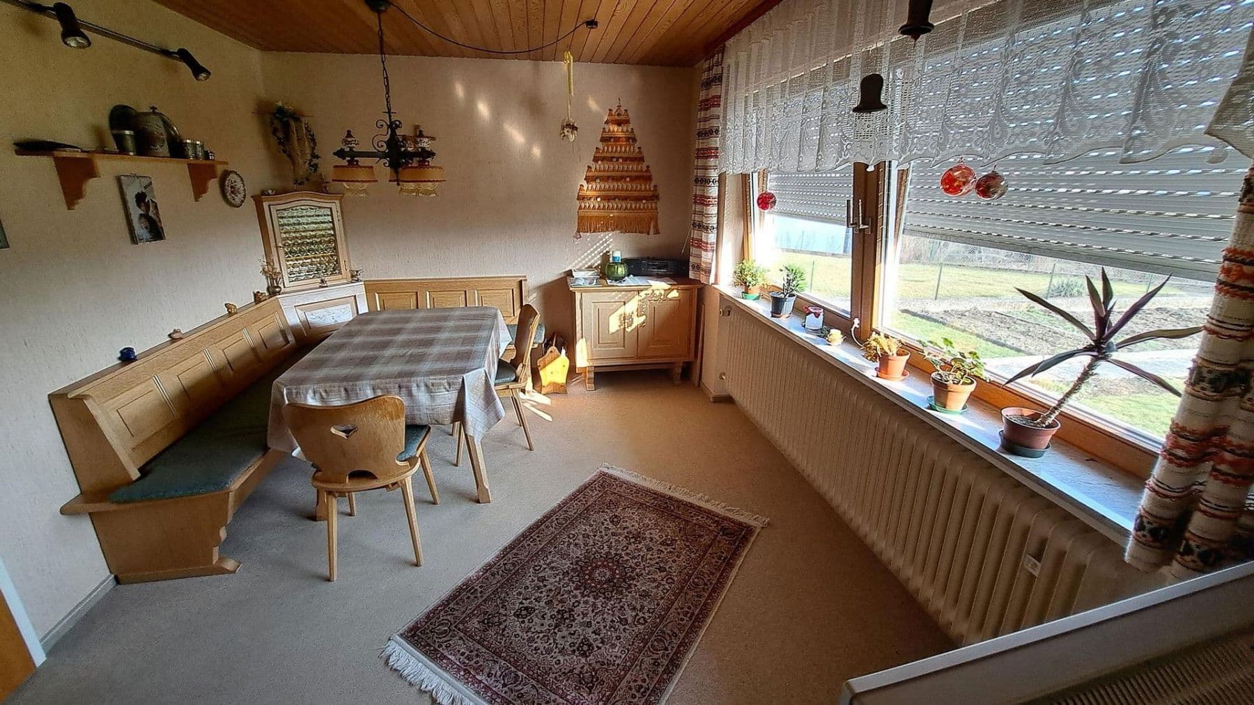 Predaj domu 200 m², pozemek 950 m², Bad Schussenried, Bádensko-Wurttembersko Predaj domu 200 m², pozemek 950 m², Bad Schussenried, Bádensko-Wurttembersko