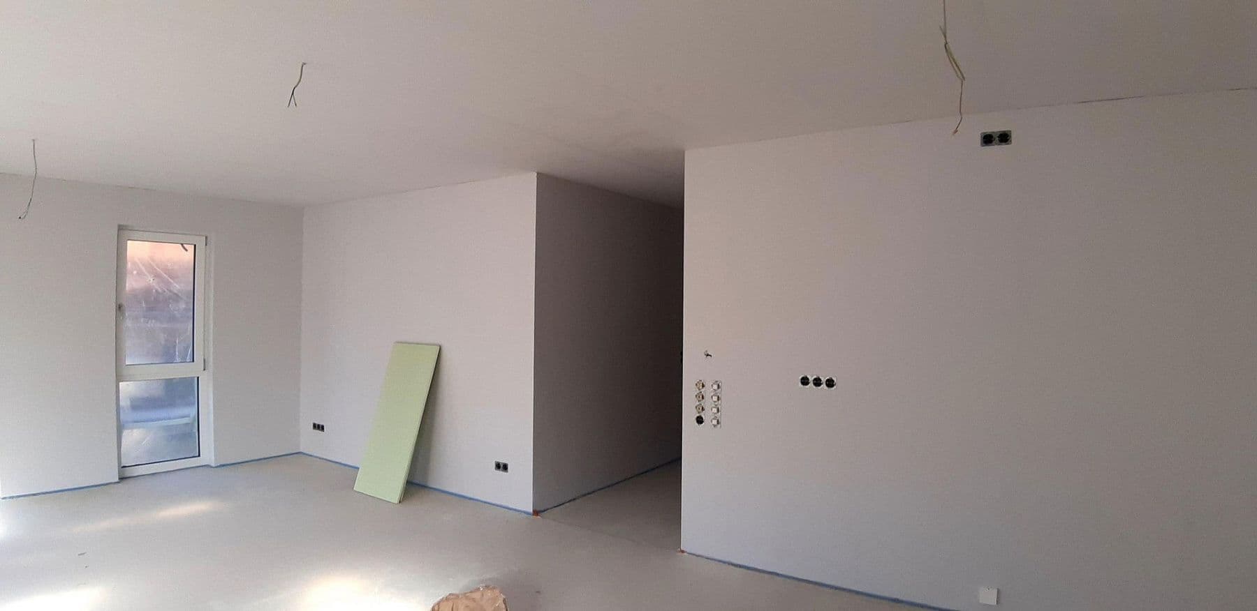 Prenájom bytu 3-izbový 84 m², Rottenburg am Neckar, Bádensko-Wurttembersko Prenájom bytu 3-izbový 84 m², Rottenburg am Neckar, Bádensko-Wurttembersko