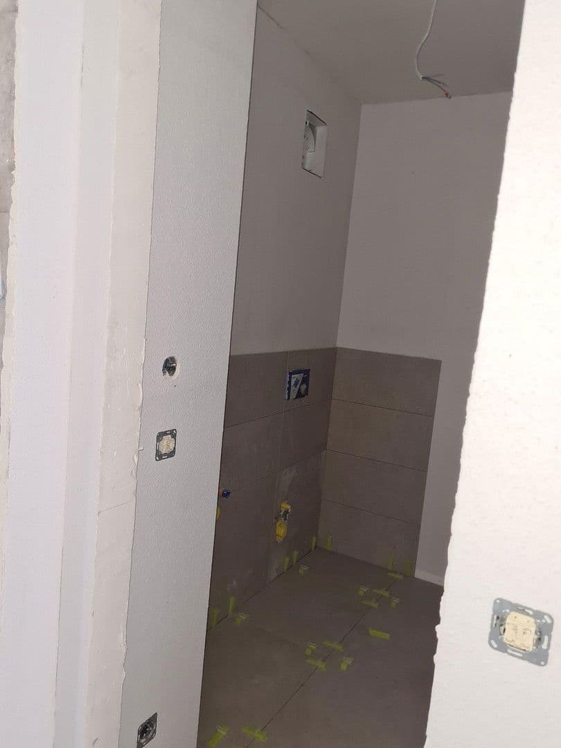 Prenájom bytu 3-izbový 84 m², Rottenburg am Neckar, Bádensko-Wurttembersko Prenájom bytu 3-izbový 84 m², Rottenburg am Neckar, Bádensko-Wurttembersko