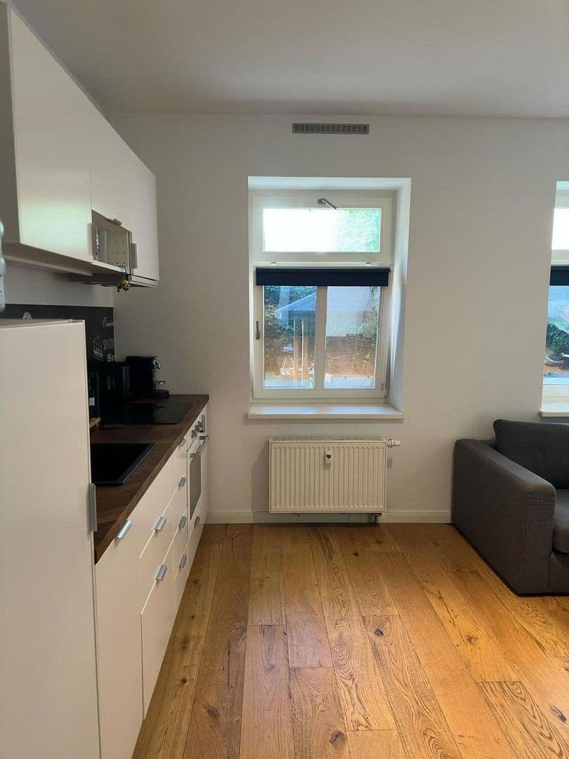 Prenájom bytu 1-izbový 41 m², Hedwigstrasse 2, Leipzig, Sasko Prenájom bytu 1-izbový 41 m², Hedwigstrasse 2, Leipzig, Sasko