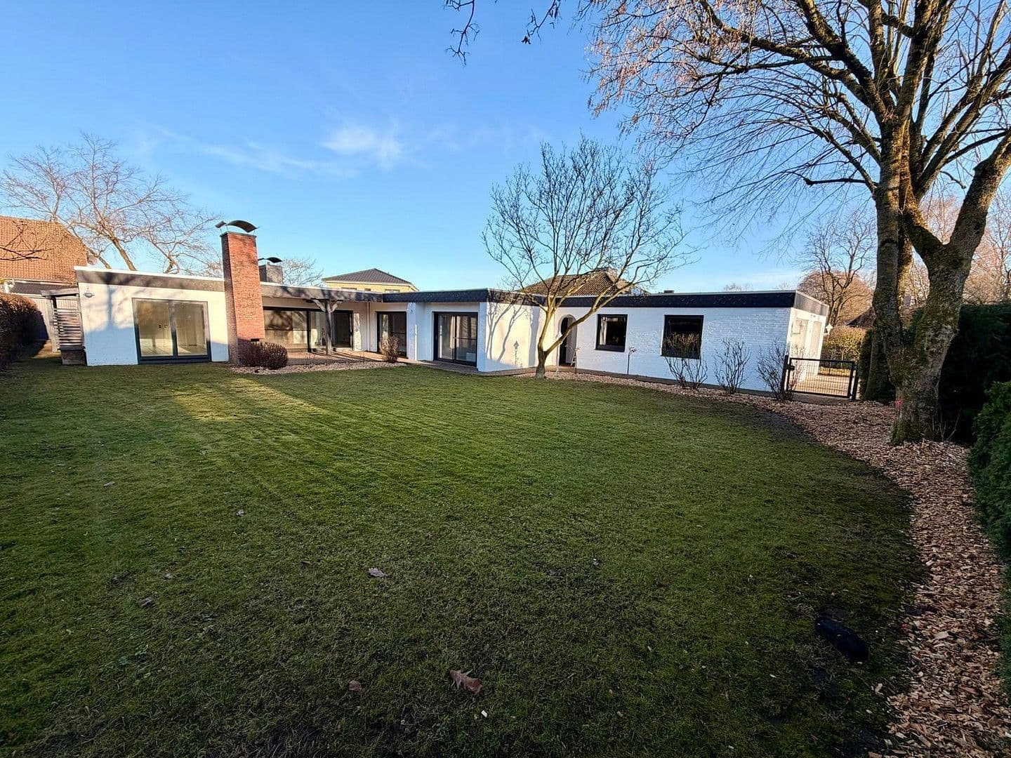 Predaj domu 206 m², pozemek 1.000 m², Quarrendorfer Weg 8, Toppenstedt, Dolné Sasko Predaj domu 206 m², pozemek 1.000 m², Quarrendorfer Weg 8, Toppenstedt, Dolné Sasko