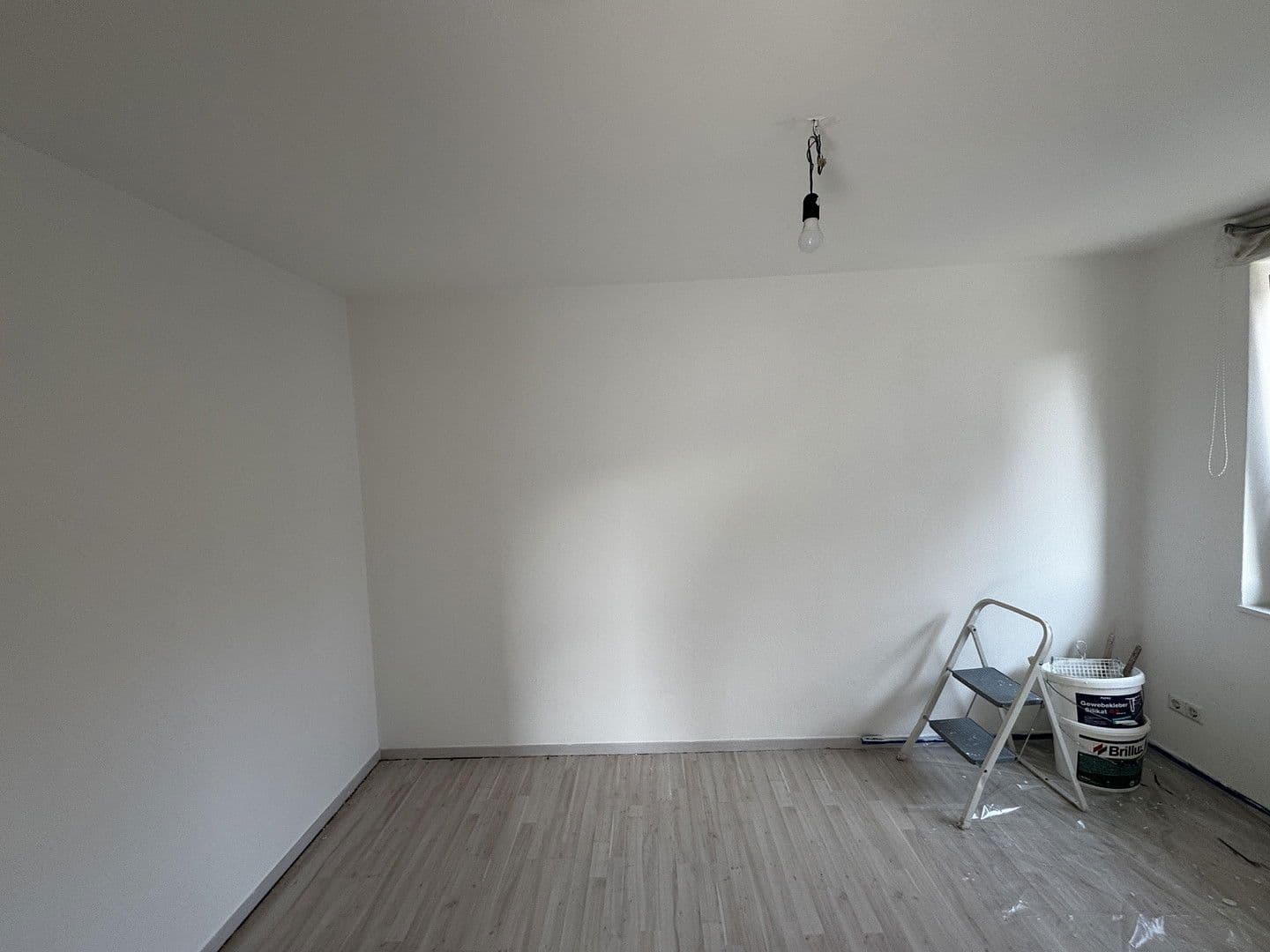 Prenájom bytu 2-izbový 38 m², Stuttgart, Bádensko-Wurttembersko Prenájom bytu 2-izbový 38 m², Stuttgart, Bádensko-Wurttembersko