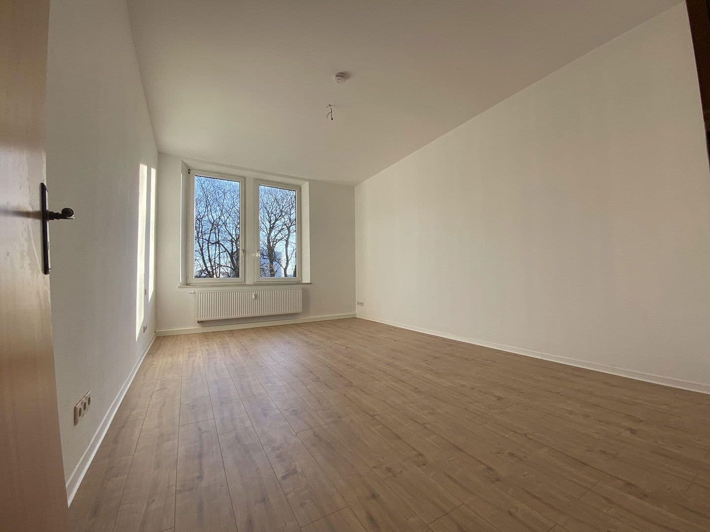 Prenájom bytu 2-izbový 94 m², Hof, Bavorsko Prenájom bytu 2-izbový 94 m², Hof, Bavorsko
