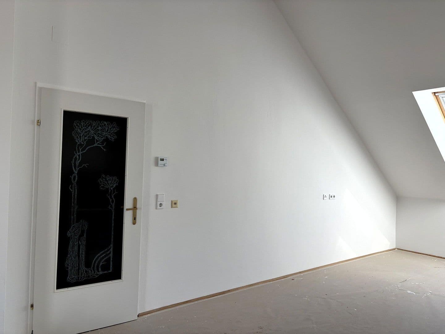 Prenájom bytu 3-izbový 90 m², Gurkgasse 26, Wien, Viedeň Prenájom bytu 3-izbový 90 m², Gurkgasse 26, Wien, Viedeň