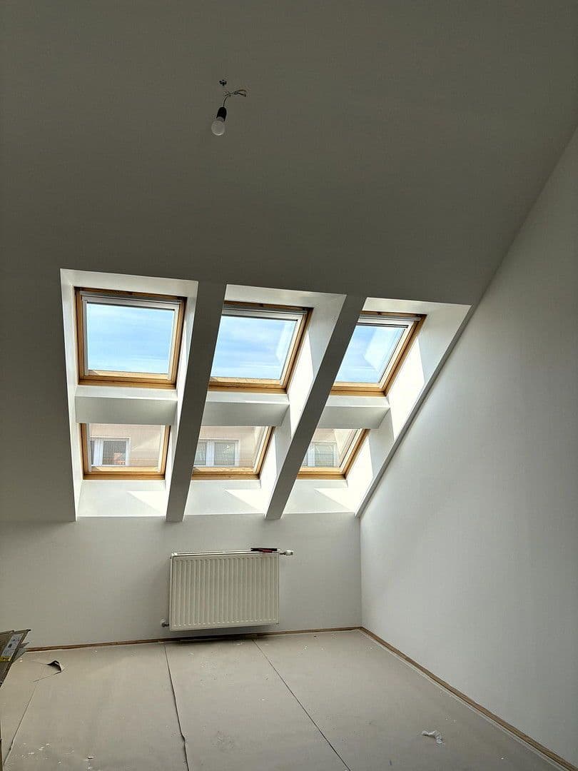 Prenájom bytu 3-izbový 90 m², Gurkgasse 26, Wien, Viedeň Prenájom bytu 3-izbový 90 m², Gurkgasse 26, Wien, Viedeň