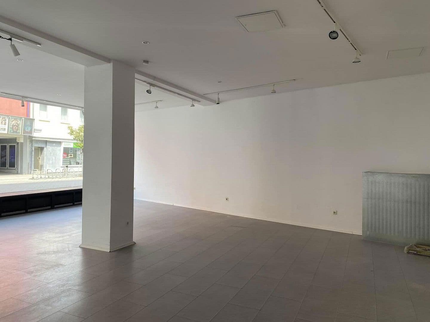 Prenájom kancelárie 135 m², August-Bebel-Str. 8, Frankenthal, Porýnie-Falcko Prenájom kancelárie 135 m², August-Bebel-Str. 8, Frankenthal, Porýnie-Falcko