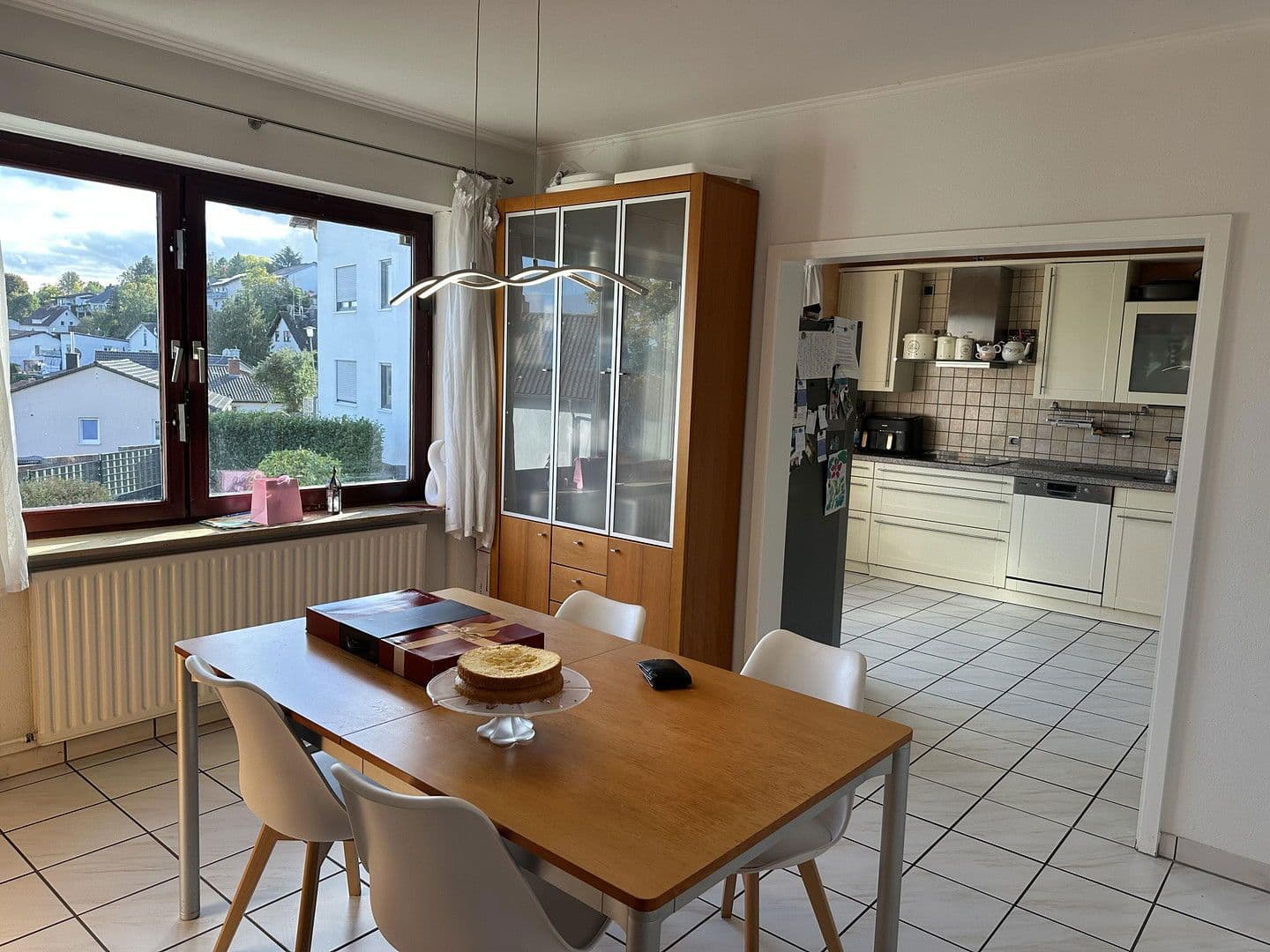 Predaj domu 240 m², pozemek 741 m², Laubenheim, Porýnie-Falcko Predaj domu 240 m², pozemek 741 m², Laubenheim, Porýnie-Falcko