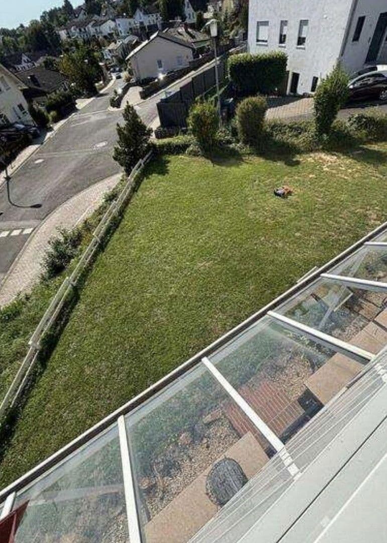 Predaj domu 240 m², pozemek 741 m², Laubenheim, Porýnie-Falcko Predaj domu 240 m², pozemek 741 m², Laubenheim, Porýnie-Falcko