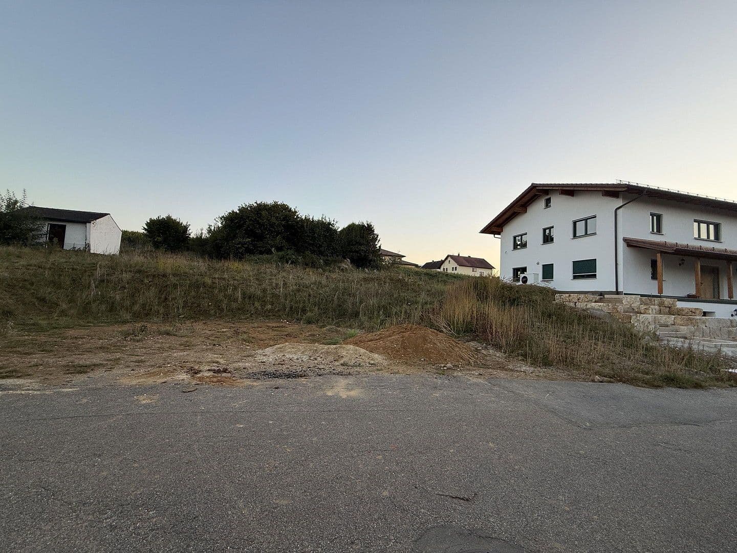 Predaj pozemku 1.213 m², Birkenstraße 4, Rohr i.NB, Bavorsko Predaj pozemku 1.213 m², Birkenstraße 4, Rohr i.NB, Bavorsko