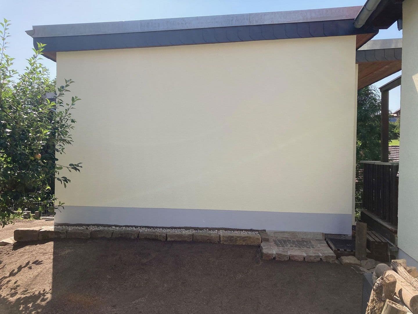 Prenájom domu 155 m², pozemek 250 m², Am Hang 33 B, Dorfhain, Sasko Prenájom domu 155 m², pozemek 250 m², Am Hang 33 B, Dorfhain, Sasko