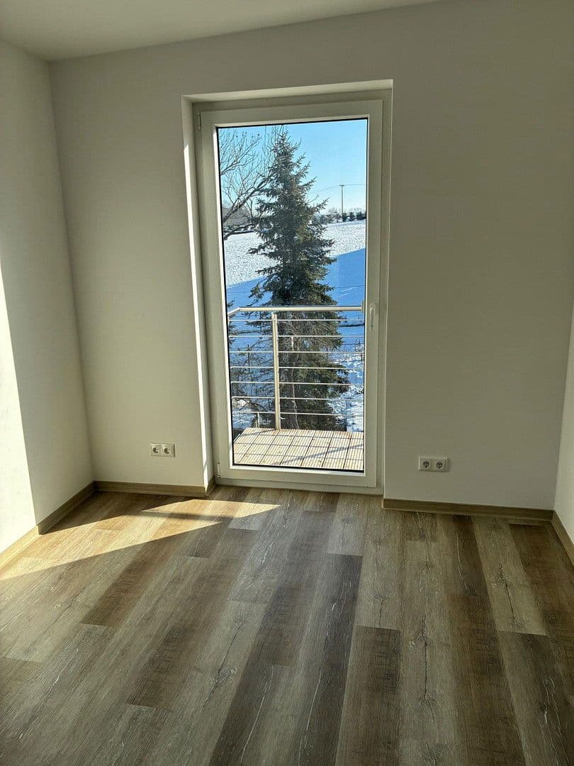 Prenájom domu 155 m², pozemek 250 m², Am Hang 33 B, Dorfhain, Sasko Prenájom domu 155 m², pozemek 250 m², Am Hang 33 B, Dorfhain, Sasko