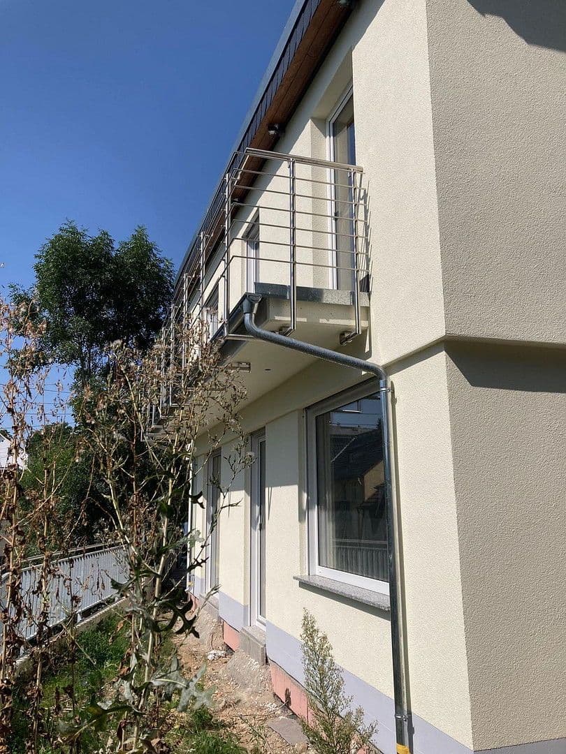 Prenájom domu 155 m², pozemek 250 m², Am Hang 33 B, Dorfhain, Sasko Prenájom domu 155 m², pozemek 250 m², Am Hang 33 B, Dorfhain, Sasko