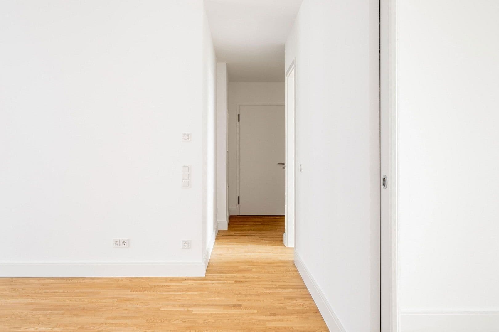 Predaj bytu 3-izbový 72 m², Hohenstaufenstr. 9, Berlin, Berlín Predaj bytu 3-izbový 72 m², Hohenstaufenstr. 9, Berlin, Berlín