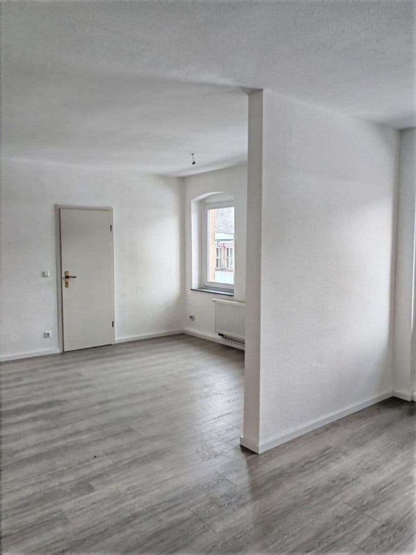 Prenájom bytu 3-izbový 80 m², Oederan, Sasko Prenájom bytu 3-izbový 80 m², Oederan, Sasko