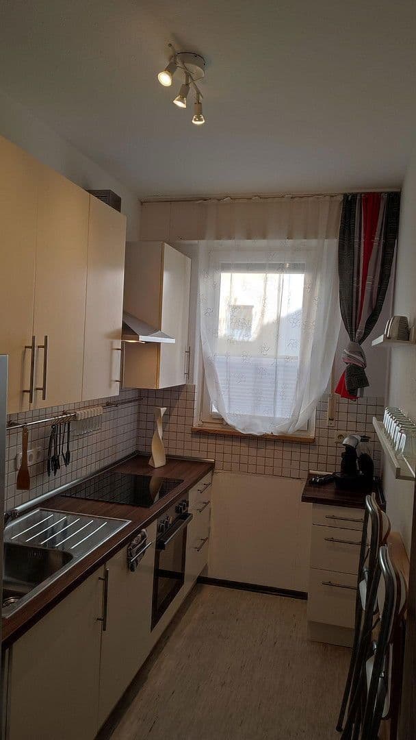 Prenájom bytu 2-izbový 60 m², Lisbethstr., Hannover, Dolné Sasko Prenájom bytu 2-izbový 60 m², Lisbethstr., Hannover, Dolné Sasko