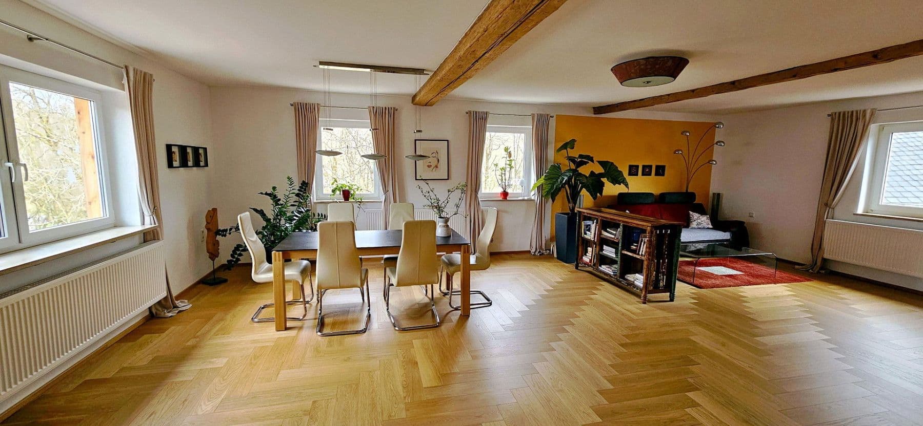 Predaj domu 358 m², pozemek 27.458 m², Gerinneweg 13, Ludwigsstadt, Bavorsko Predaj domu 358 m², pozemek 27.458 m², Gerinneweg 13, Ludwigsstadt, Bavorsko