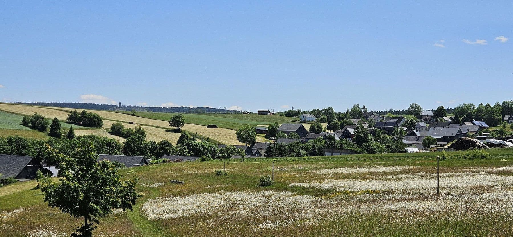 Predaj domu 358 m², pozemek 27.458 m², Gerinneweg 13, Ludwigsstadt, Bavorsko Predaj domu 358 m², pozemek 27.458 m², Gerinneweg 13, Ludwigsstadt, Bavorsko