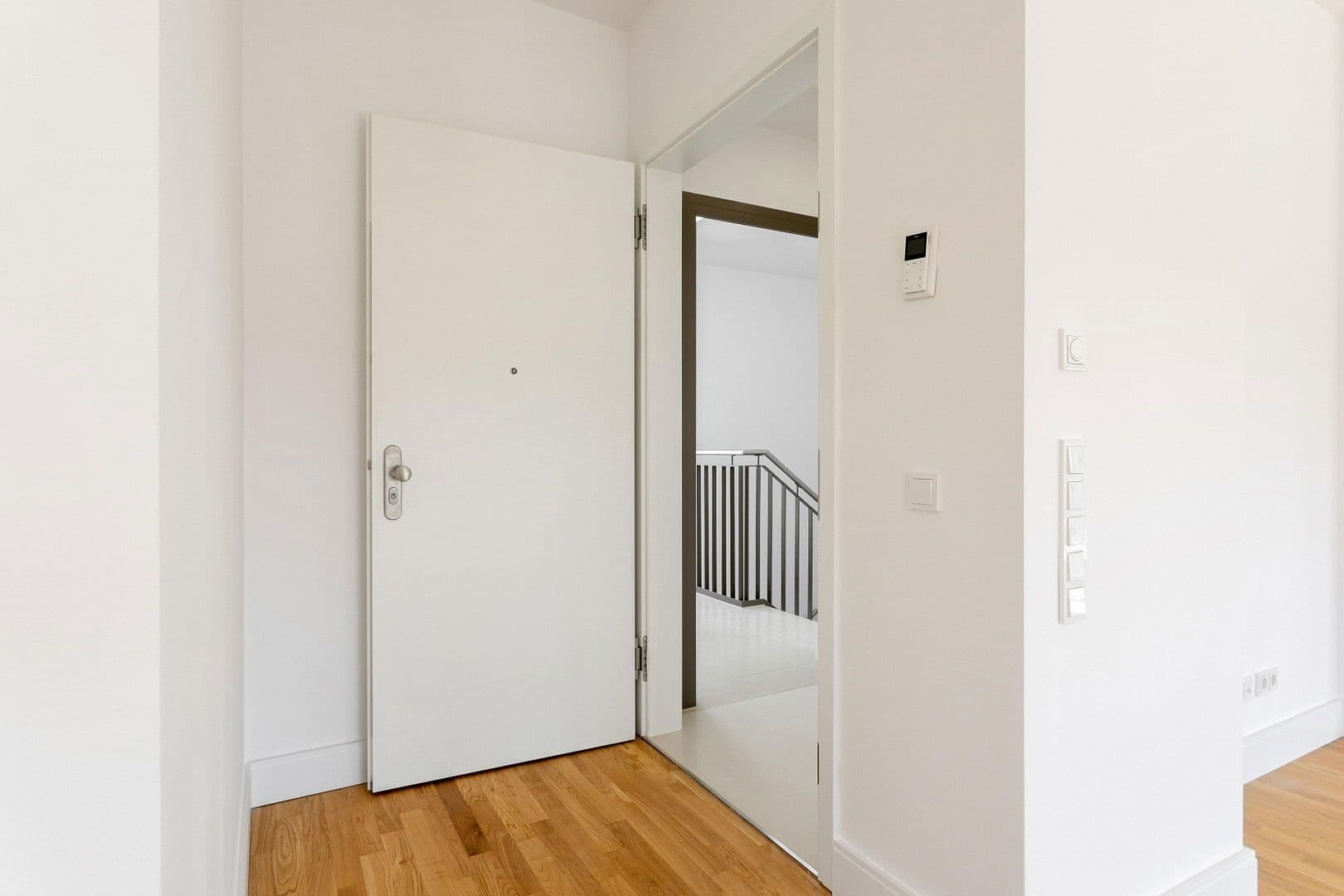 Predaj bytu 4-izbový 161 m², Hohenstaufenstraße 9, Berlin, Berlín Predaj bytu 4-izbový 161 m², Hohenstaufenstraße 9, Berlin, Berlín