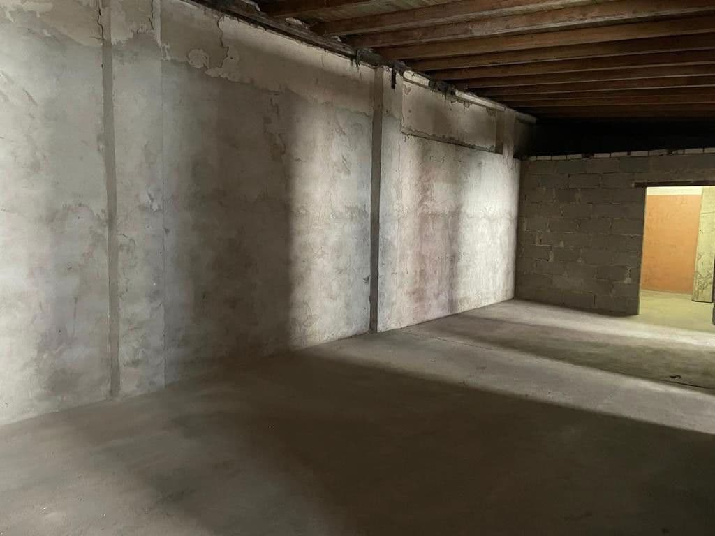 Prenájom nebytového priestoru 340 m², Veilchenstraße 24, Duisburg, Severné Porýnie - Westfálsko Prenájom nebytového priestoru 340 m², Veilchenstraße 24, Duisburg, Severné Porýnie - Westfálsko