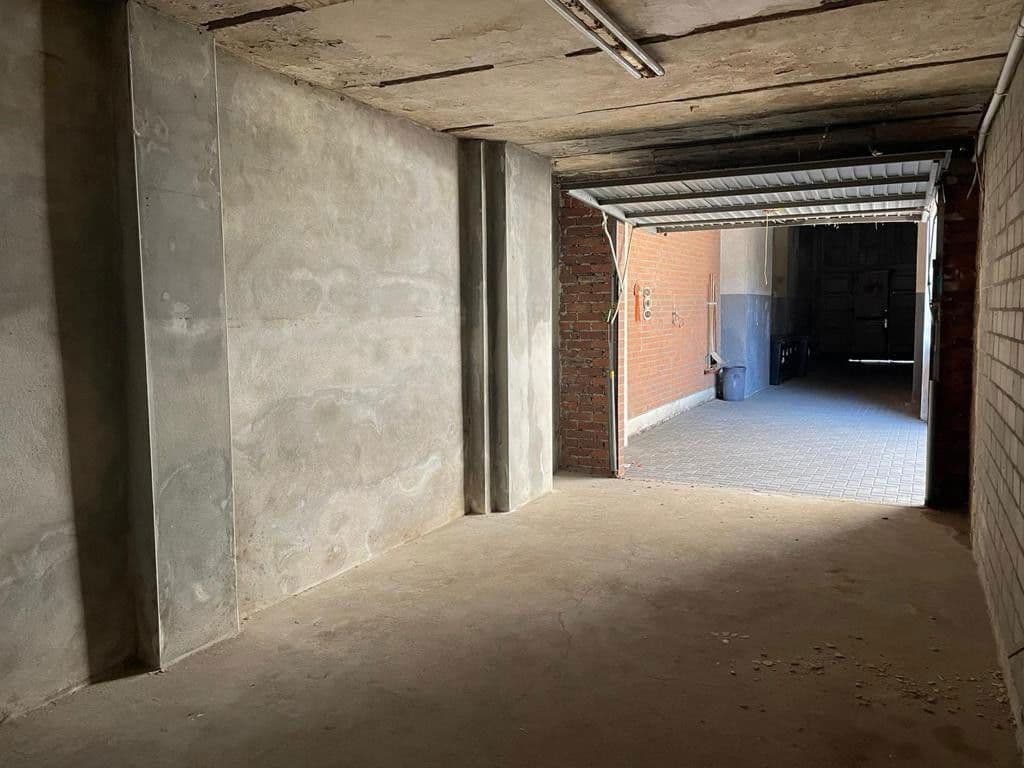 Prenájom nebytového priestoru 340 m², Veilchenstraße 24, Duisburg, Severné Porýnie - Westfálsko Prenájom nebytového priestoru 340 m², Veilchenstraße 24, Duisburg, Severné Porýnie - Westfálsko