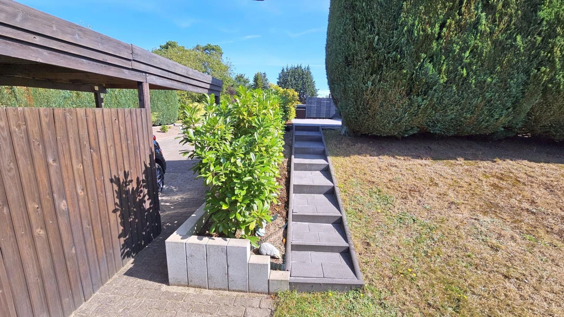 Predaj domu 135 m², pozemek 1.404 m², Henstedt-Ulzburg, Šlezvicko-Holštajnsko Predaj domu 135 m², pozemek 1.404 m², Henstedt-Ulzburg, Šlezvicko-Holštajnsko