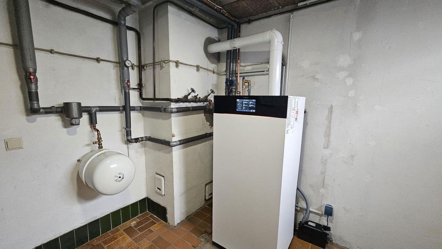 Predaj domu 135 m², pozemek 1.404 m², Henstedt-Ulzburg, Šlezvicko-Holštajnsko Predaj domu 135 m², pozemek 1.404 m², Henstedt-Ulzburg, Šlezvicko-Holštajnsko