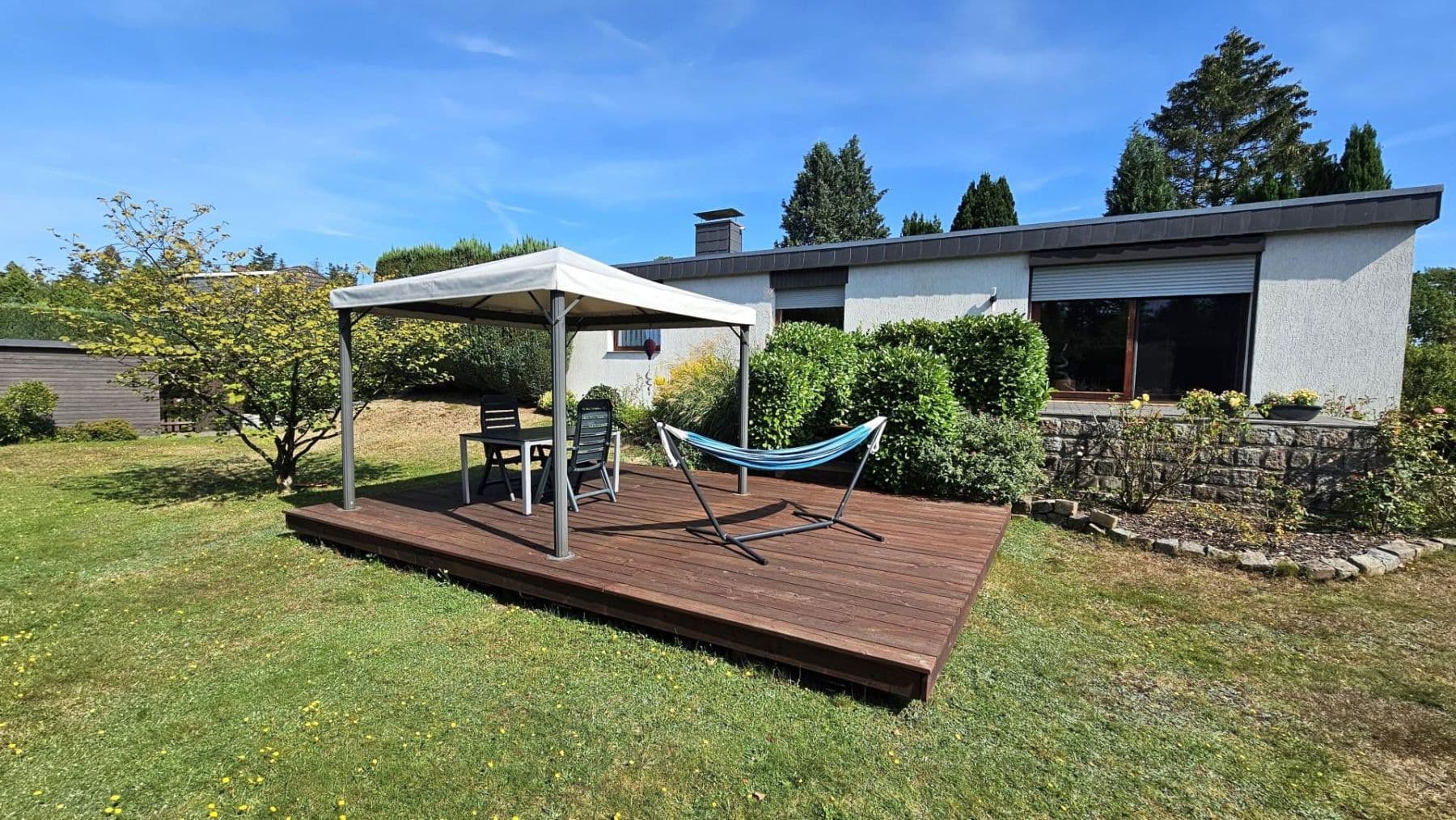 Predaj domu 135 m², pozemek 1.404 m², Henstedt-Ulzburg, Šlezvicko-Holštajnsko Predaj domu 135 m², pozemek 1.404 m², Henstedt-Ulzburg, Šlezvicko-Holštajnsko