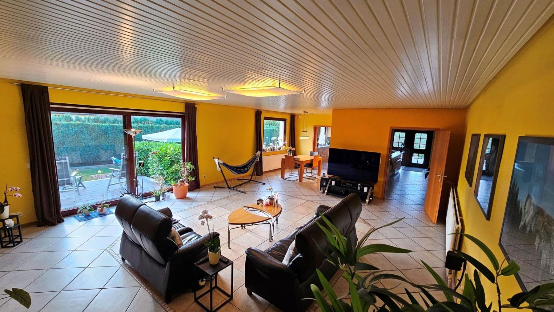 Predaj domu 135 m², pozemek 1.404 m², Henstedt-Ulzburg, Šlezvicko-Holštajnsko Predaj domu 135 m², pozemek 1.404 m², Henstedt-Ulzburg, Šlezvicko-Holštajnsko