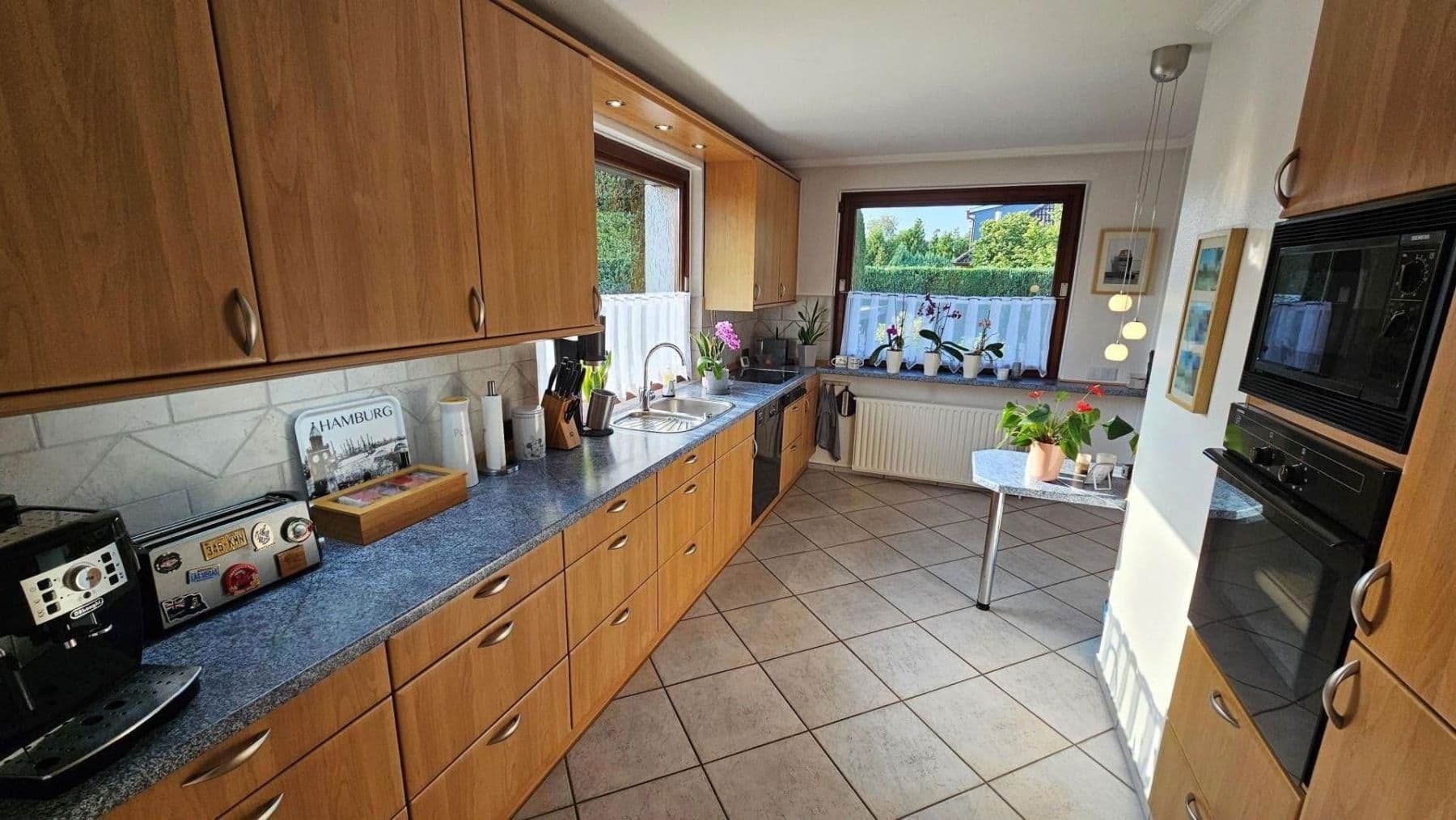 Predaj domu 135 m², pozemek 1.404 m², Henstedt-Ulzburg, Šlezvicko-Holštajnsko Predaj domu 135 m², pozemek 1.404 m², Henstedt-Ulzburg, Šlezvicko-Holštajnsko