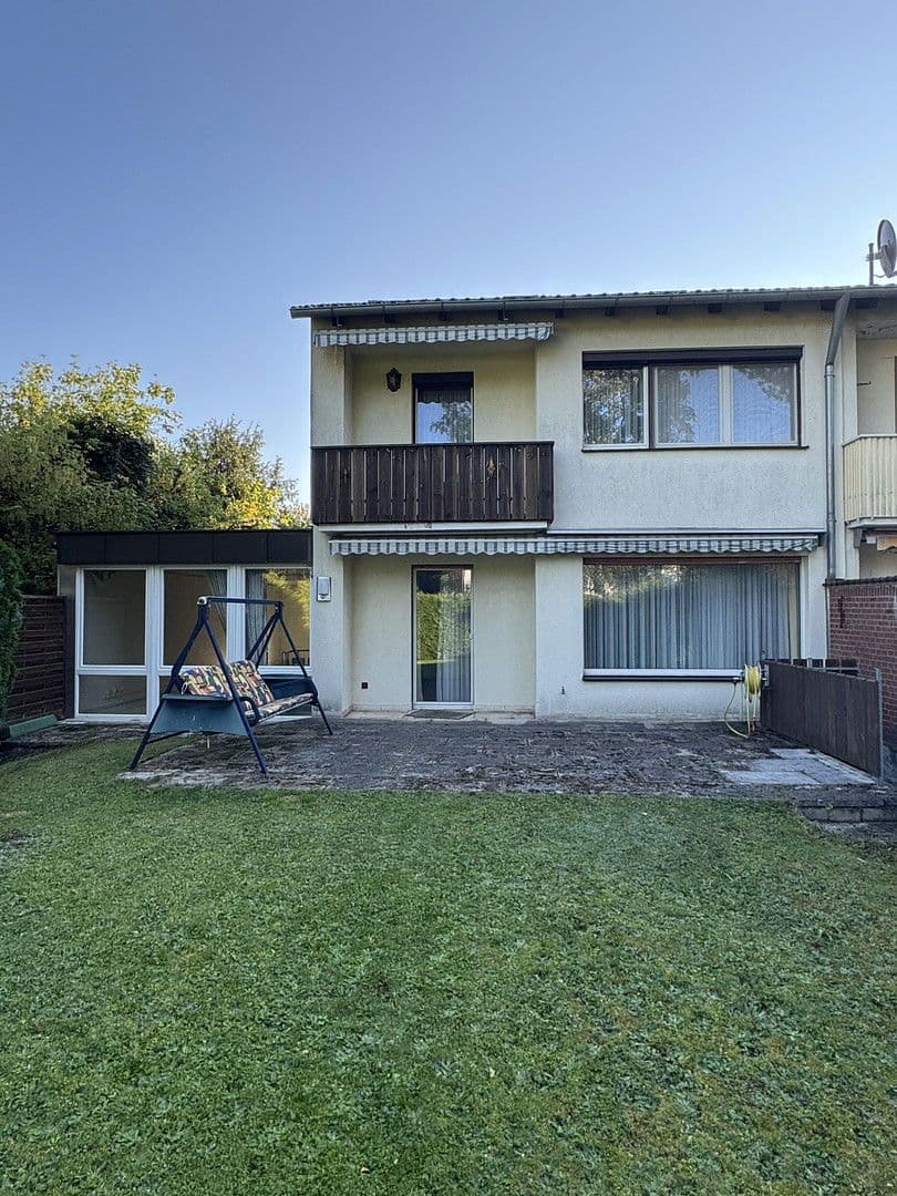 Predaj domu 144 m², pozemek 416 m², Nürnberg, Bavorsko Predaj domu 144 m², pozemek 416 m², Nürnberg, Bavorsko