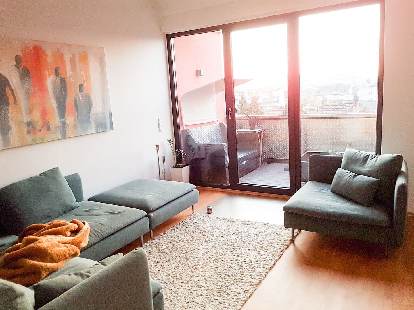 Prenájom bytu 5-izbový 157 m², Schwarzwaldstraße, Frankfurt, Hesensko Prenájom bytu 5-izbový 157 m², Schwarzwaldstraße, Frankfurt, Hesensko