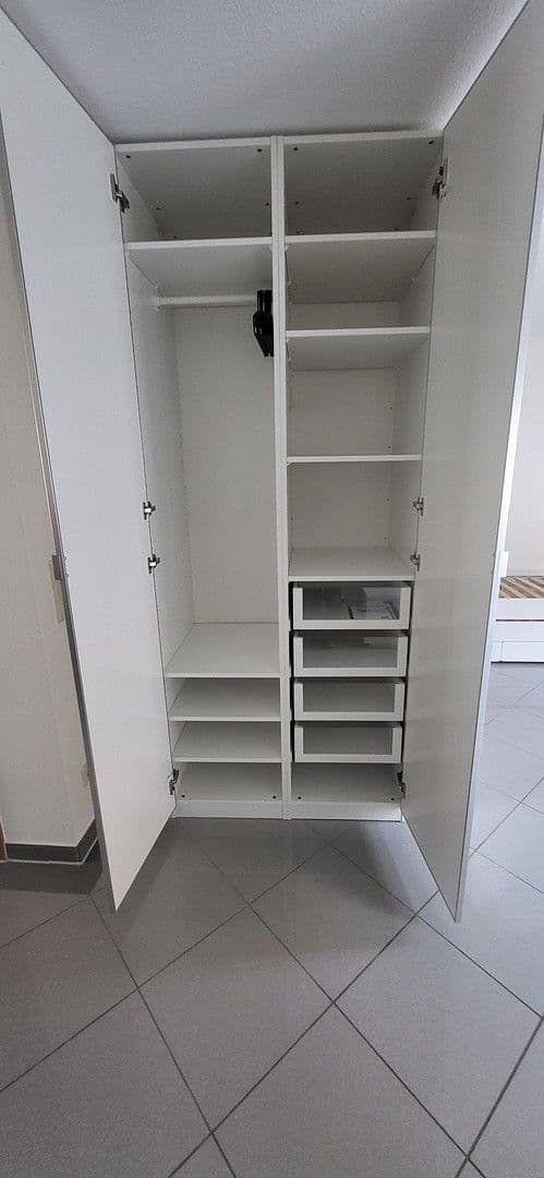 Prenájom bytu 1-izbový 30 m², Bad Friedrichshall, Bádensko-Wurttembersko Prenájom bytu 1-izbový 30 m², Bad Friedrichshall, Bádensko-Wurttembersko