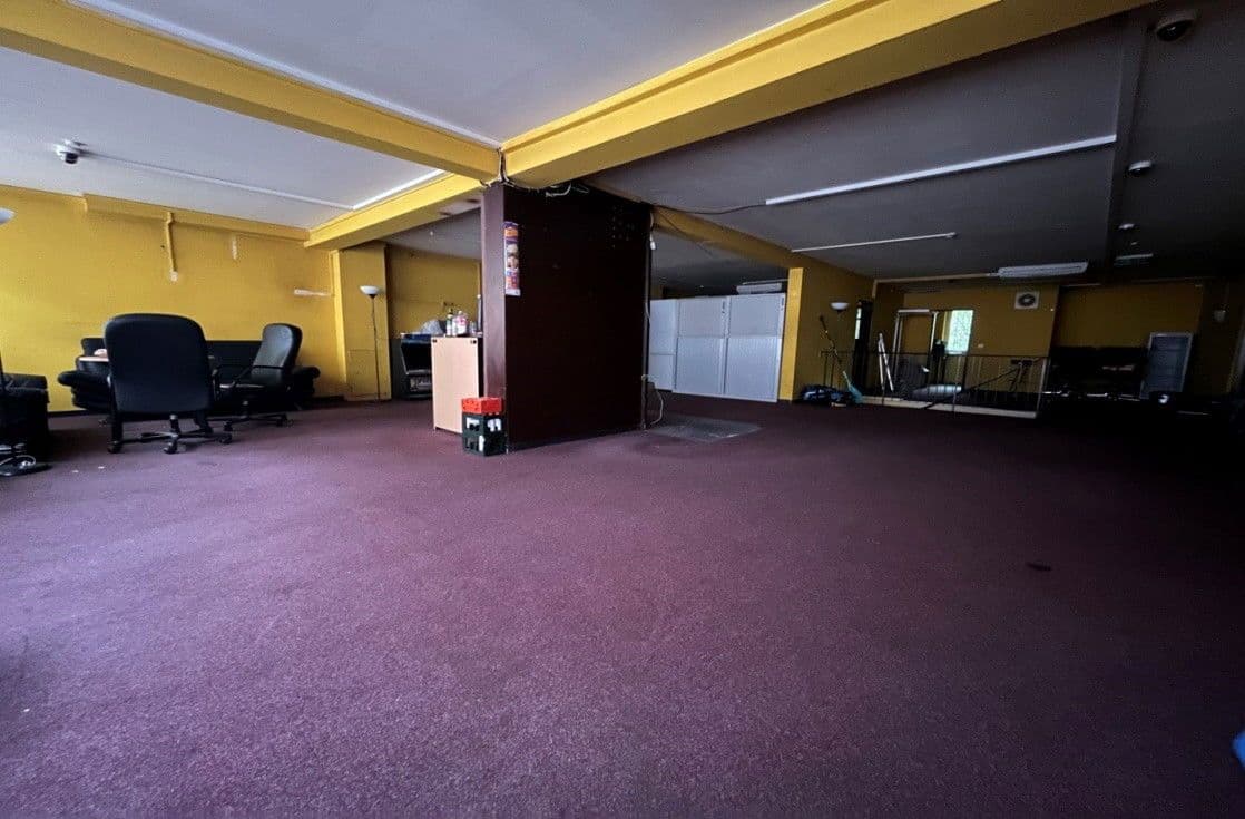 Prenájom nebytového priestoru 208 m², Krohnskamp 13, Hamburg, Hamburg Prenájom nebytového priestoru 208 m², Krohnskamp 13, Hamburg, Hamburg