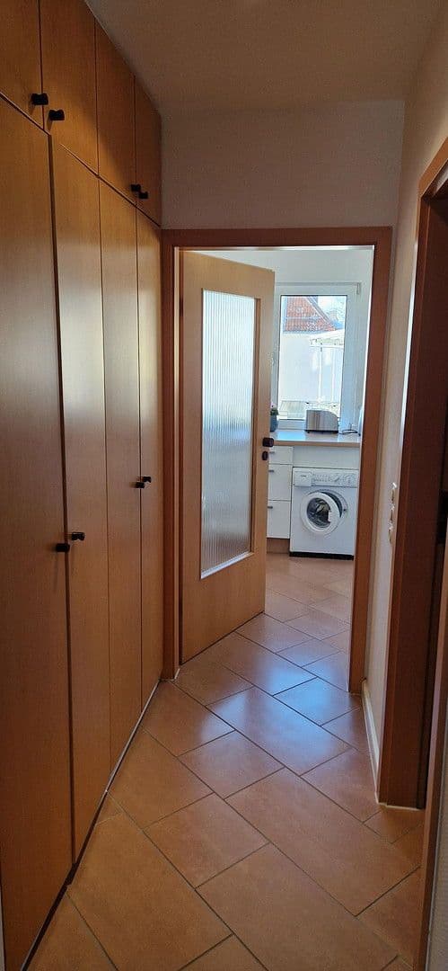 Prenájom bytu 3-izbový 115 m², Auf der Körnerwiese, Frankfurt am Main, Hesensko Prenájom bytu 3-izbový 115 m², Auf der Körnerwiese, Frankfurt am Main, Hesensko