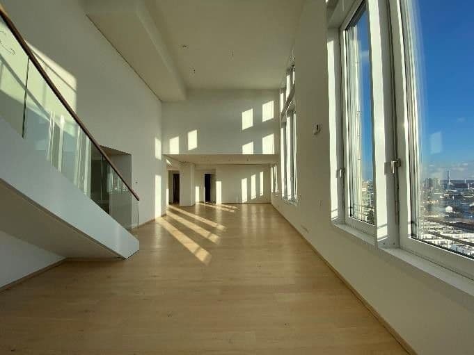 Prenájom bytu 3-izbový 170 m², Europa-Allee 103, Frankfurt am Main, Hesensko Prenájom bytu 3-izbový 170 m², Europa-Allee 103, Frankfurt am Main, Hesensko