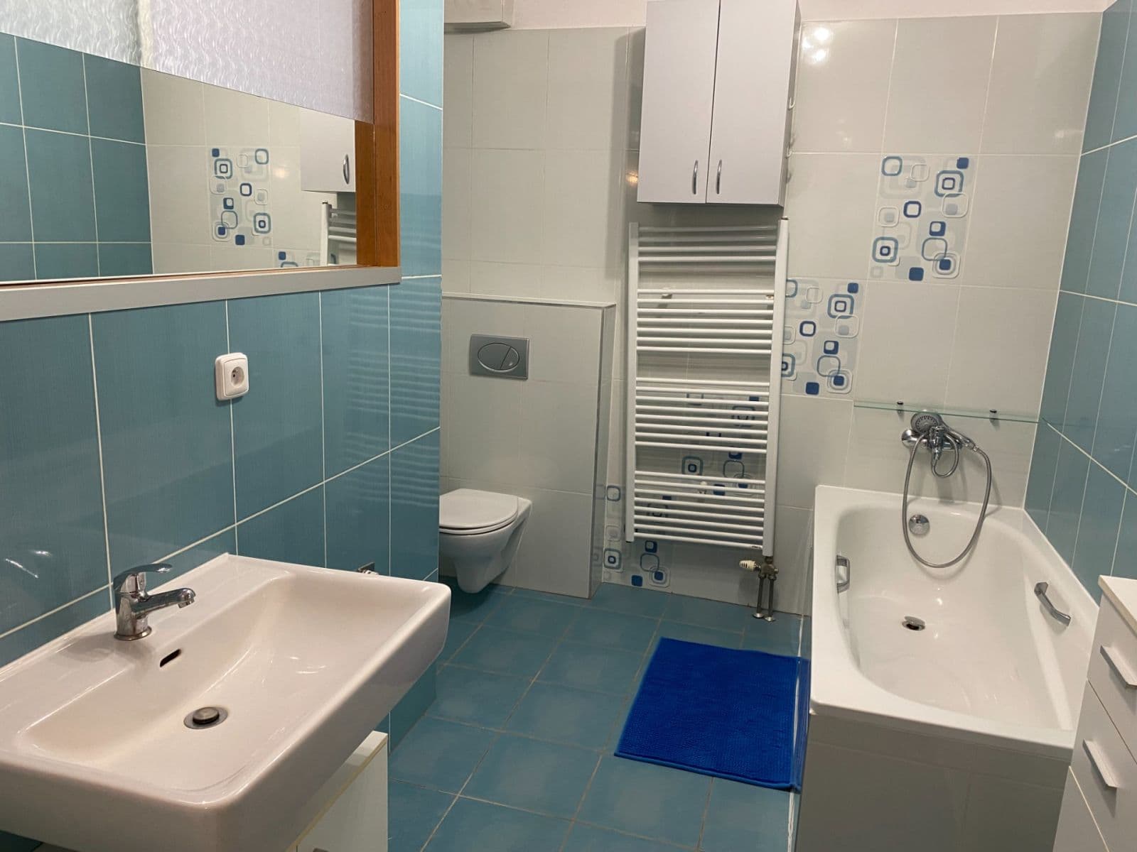 Prenájom bytu 2-izbový 47 m², Kresánkova, Karlova Ves, Bratislavský kraj Prenájom bytu 2-izbový 47 m², Kresánkova, Karlova Ves, Bratislavský kraj